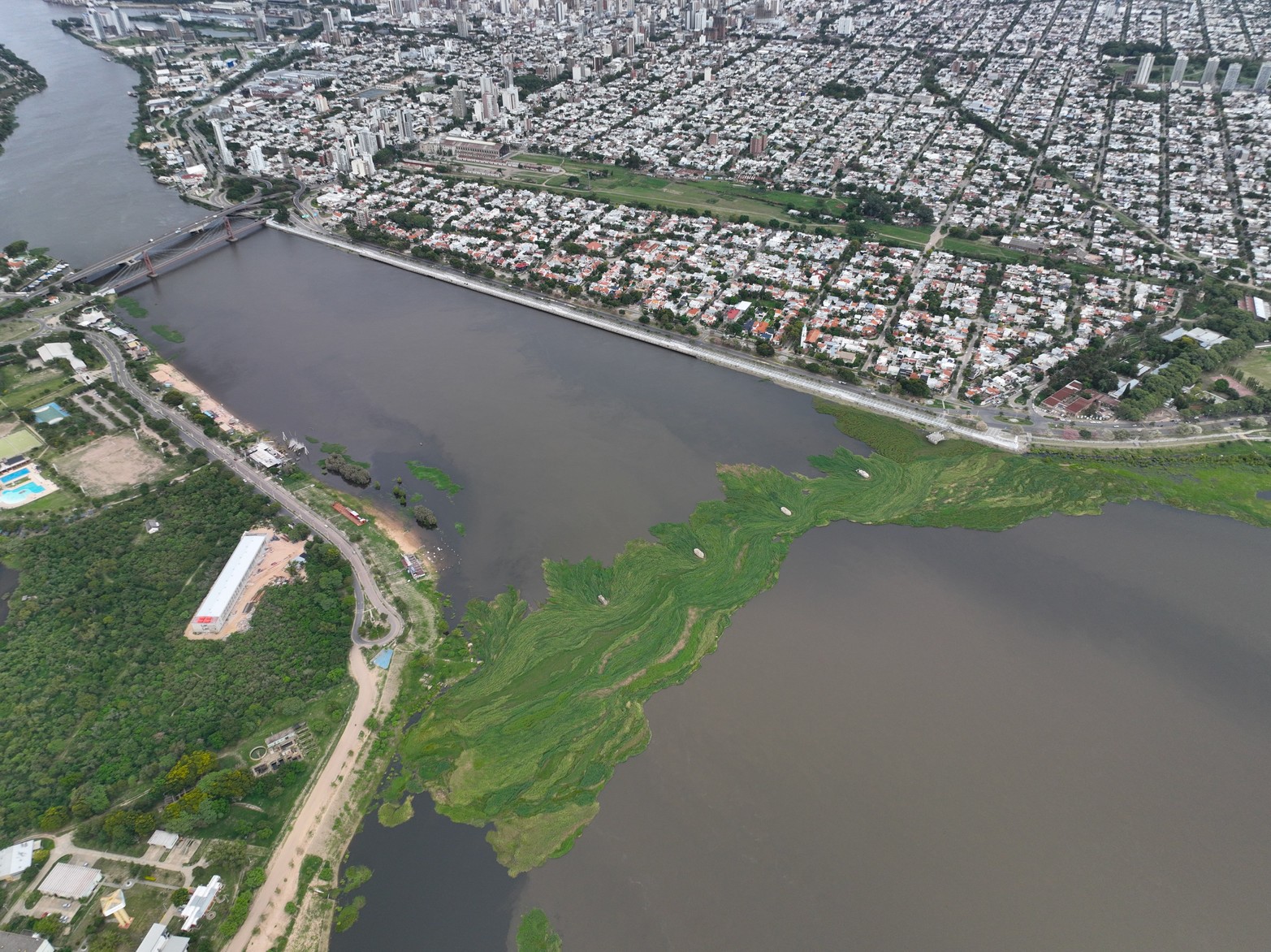 El drone de El Litoral y una vista espectacular de la ciudad de Santa Fe. 