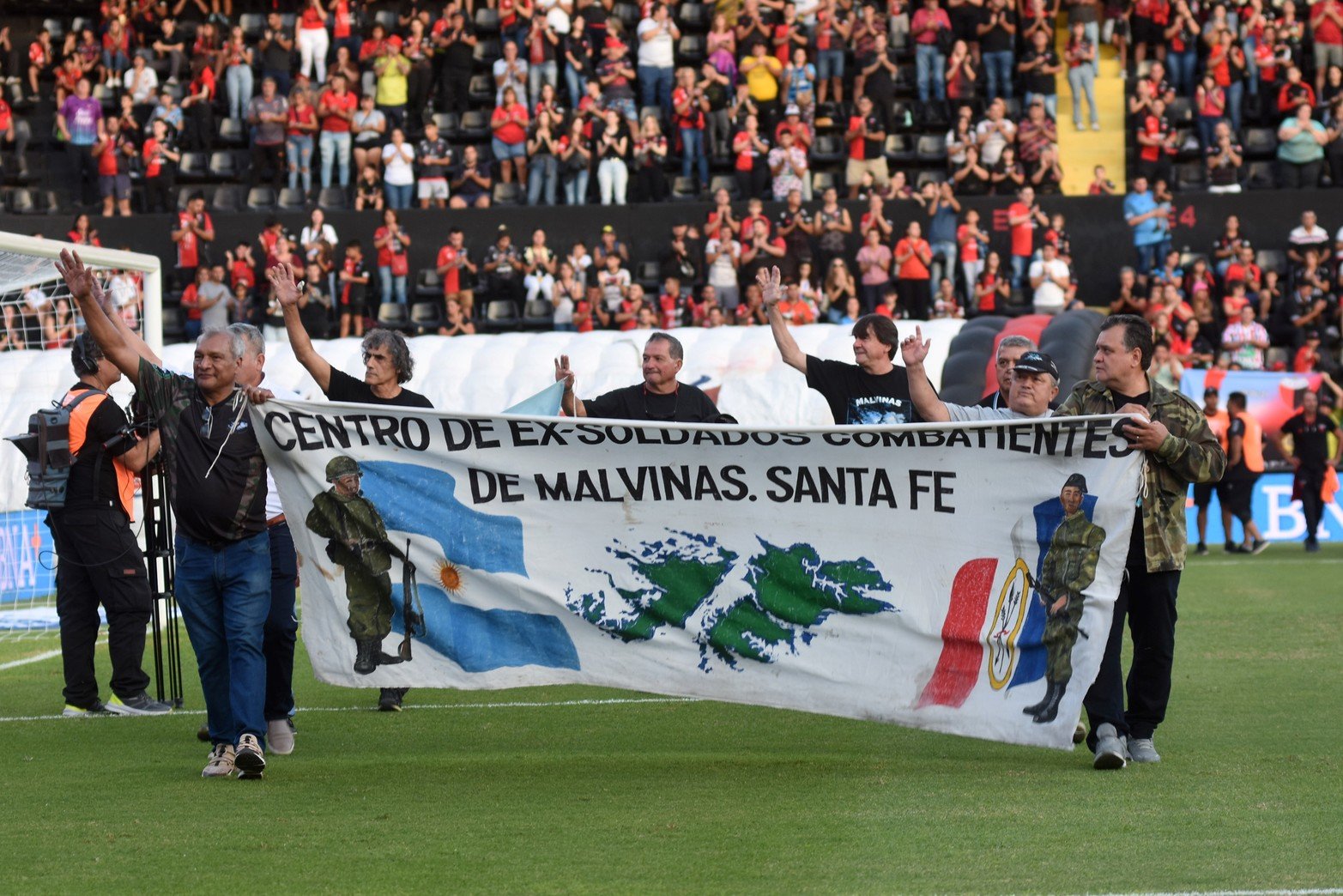 Como cada 2 de abril, los ex combatientes del combate en las islas Malvinas, dijeron presente. 