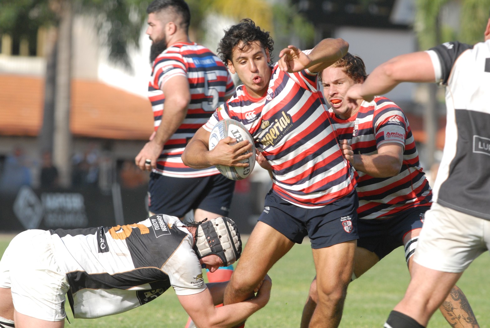 Santa Fe Rugby logró un importante triunfo en Paraná. Dominó y venció 36 a 21 al Club Estudiantes.