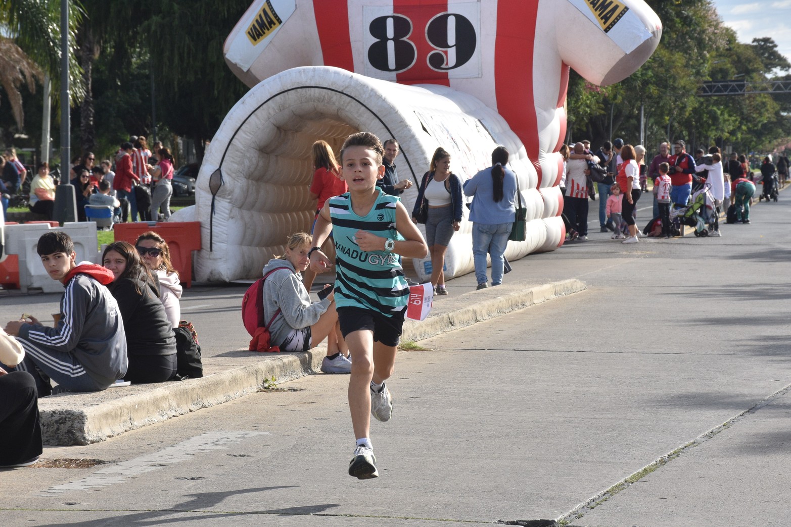 Maratón Marea Roja y Blanca Patricio López de 11 años llegó en primer puesto 2k