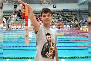 Julián Gómez logró dos medallas de plata y una de bronce en el Mundial de natación para trasplantados.