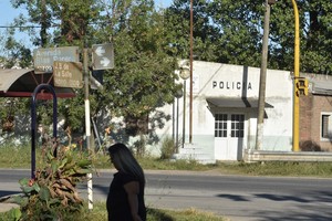 La denuncia fue radicada el domingo en la Subcomisaría 18 de Cabaña Leiva, en el límite con la ciudad de Recreo. Crédito: Guillermo Di Salvatore.
