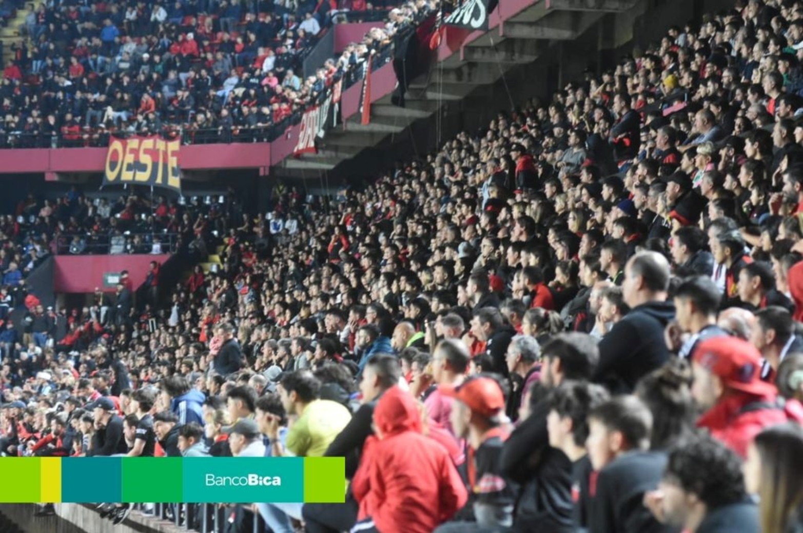 Colón derrotó a Vélez por 2 a 1 en Santa Fe.