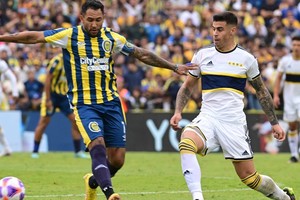 Rosario Central y Boca Juniors igualaron 2 a 2. Crédito: Sebastián Granata / Télam