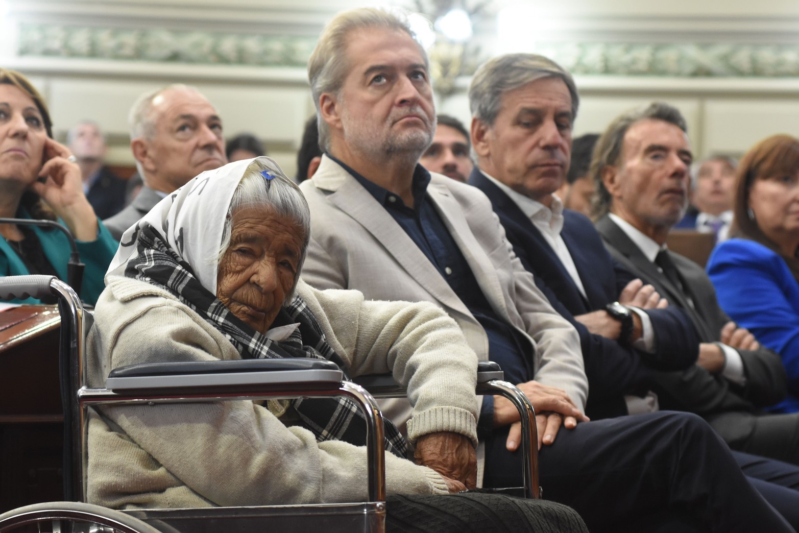 Las madres de Plaza de Mayo Santa Fe presente en el acto.