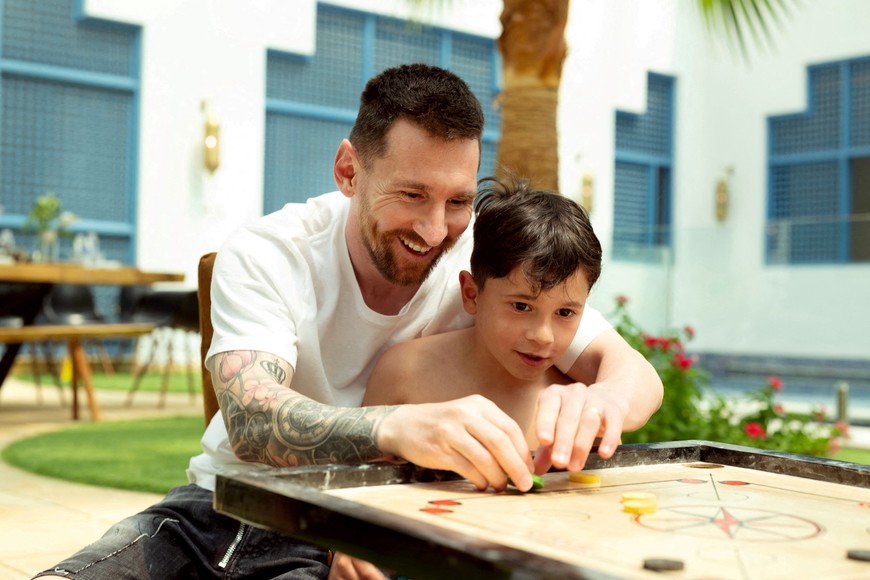 Soccer Football - Lionel Messi visits Saudi Arabia - Riyadh, Saudi Arabia - May 1, 2023
Paris St Germain's Lionel Messi with his son during a visit to Saudi Arabia
Saudi Ministry of Tourism/Handout via REUTERS

ATTENTION EDITORS - THIS IMAGE HAS BEEN SUPPLIED BY A THIRD PARTY.