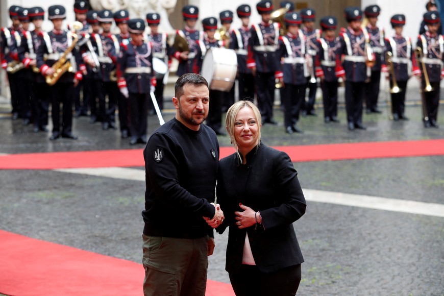 Ukrainian President Volodymyr Zelenskiy meets with Italian Prime Minister Giorgia Meloni in Rome, Italy, May 13, 2023. REUTERS/Remo Casilli