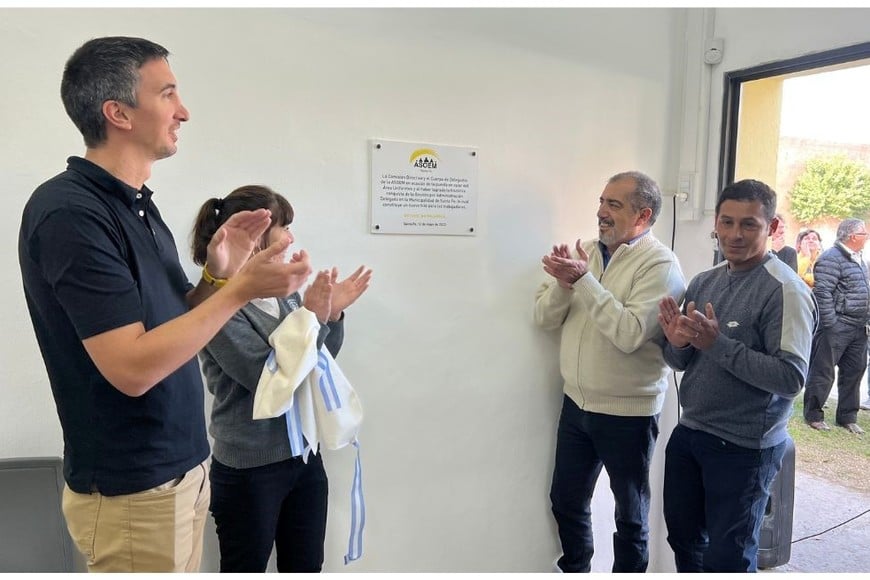 Los representantes descubrieron una placa conmemorativa en ocasión de la puesta en valor.