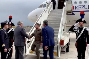Ukrainian President Volodymyr Zelenskiy is welkomed by Italy's Foreign Minister Antonio Tajani as he arrives at Rome's Ciampino airport, Italy, May 13, 2023. Italian Foreign Ministry/Handout via REUTERS THIS IMAGE HAS BEEN SUPPLIED BY A THIRD PARTY.