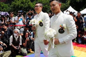 La media llega en vísperas del cuarto aniversario del matrimonio igualitario en Taiwán.