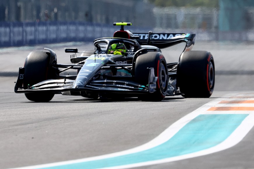 Formula One F1 - Miami Grand Prix - Miami International Autodrome, Miami, Florida, U.S. - May 6, 2023
Mercedes' Lewis Hamilton during qualifying REUTERS/Mike Segar