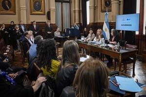 La kirchnerista Anabel Fernández Sagasti fue ratificada al frente de la comisión de Acuerdos. Crédito: Télam.