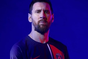 Lionel Messi con la nueva indumentaria. Crédito: PSG