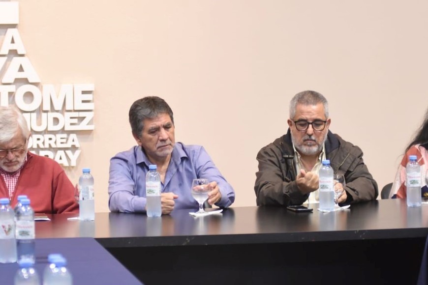 Los empleados se encuentran en una medida de fuerza.Créditos: Mauricio Garin