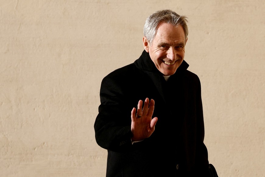 FILE PHOTO: Archbishop Georg Gaenswein arrives at the Vatican, January 10, 2023. REUTERS/Guglielmo Mangiapane/File Photo