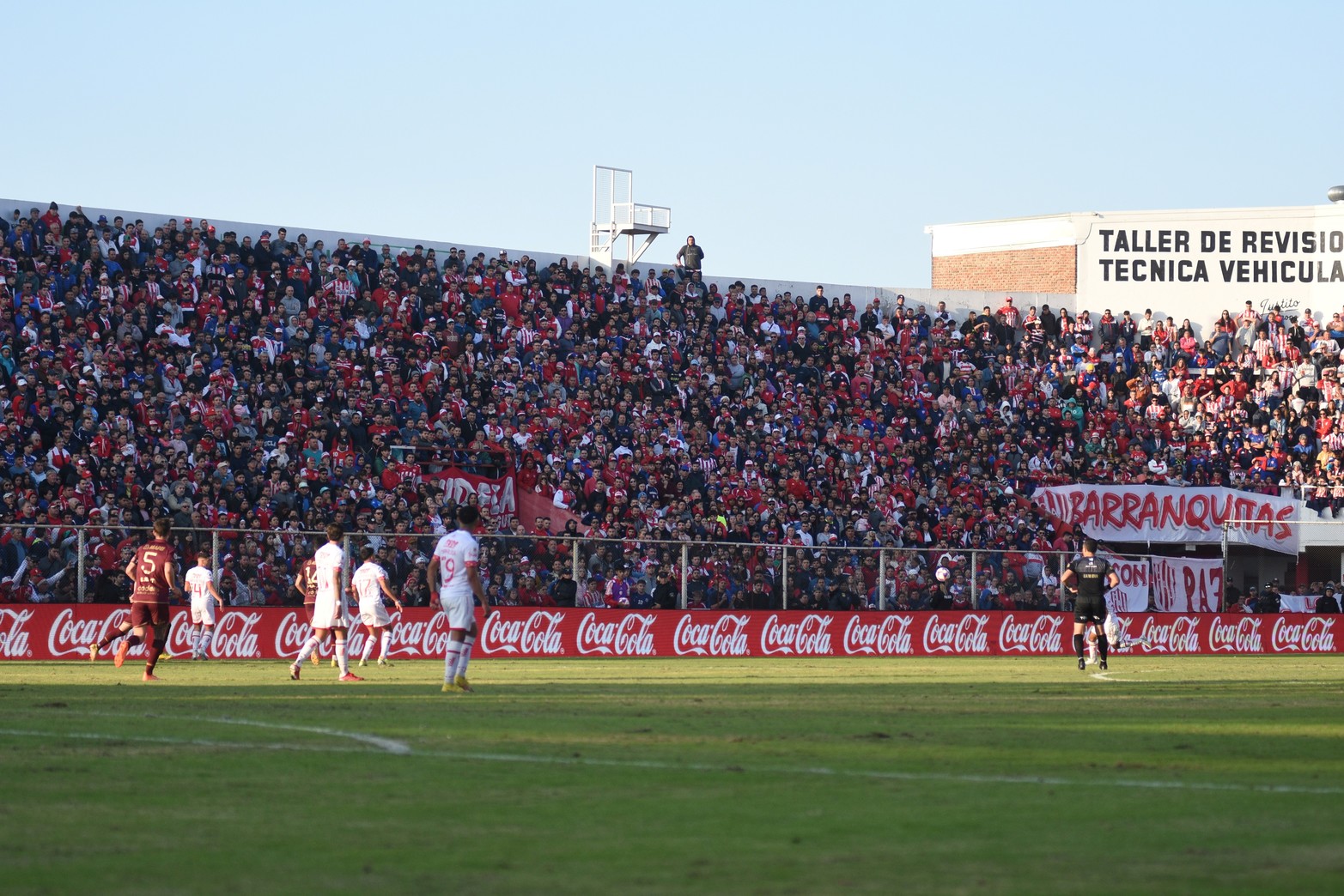 A cancha llena. El hincha tatengue dijo presente. Unión empató 1 a 1 con Lanús