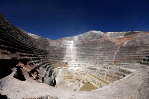 FILE PHOTO: An open pit at Barrick Gold Corp's Veladero gold mine is seen in Argentina's San Juan province, April 26, 2017. Picture taken April 26, 2017.  REUTERS/Marcos Brindicci/File Photo