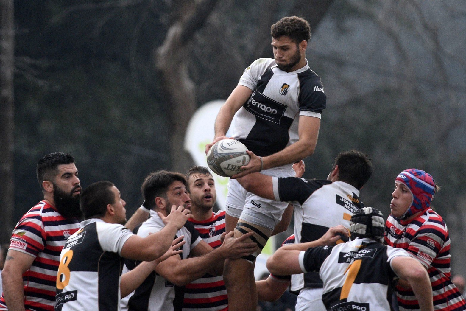 Santa Fe Rugby ganó 32 a 30 a Estudiantes de Paraná.