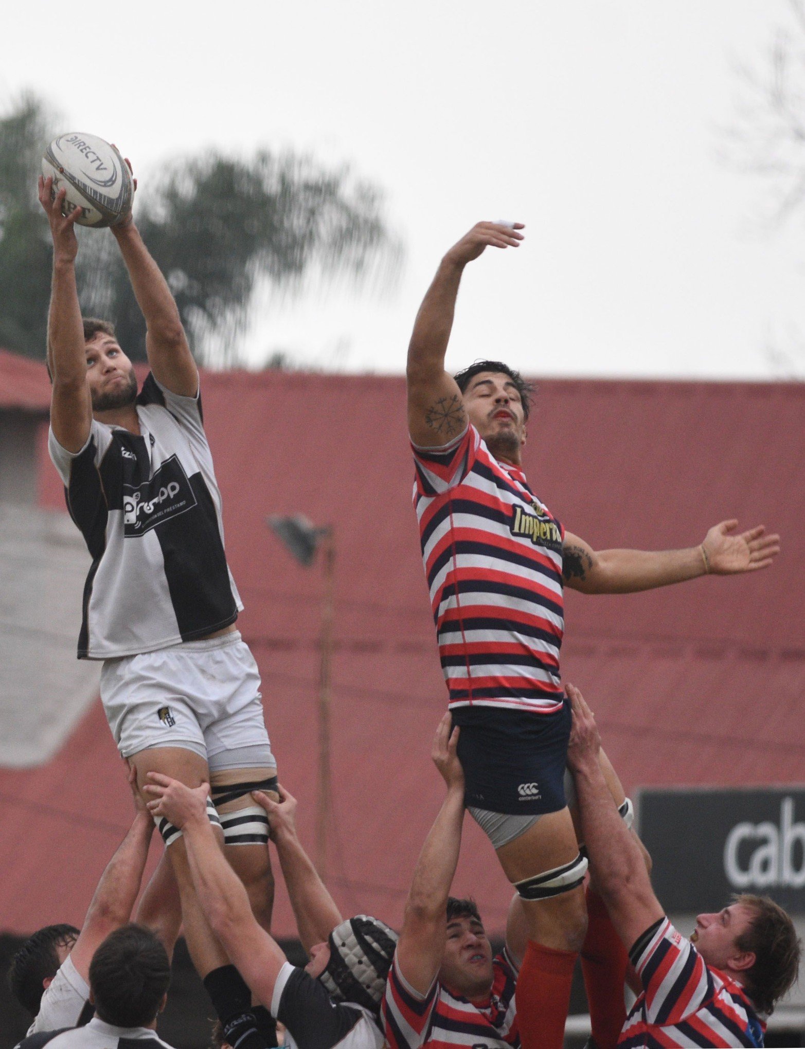 Santa Fe Rugby ganó 32 a 30 a Estudiantes de Paraná.