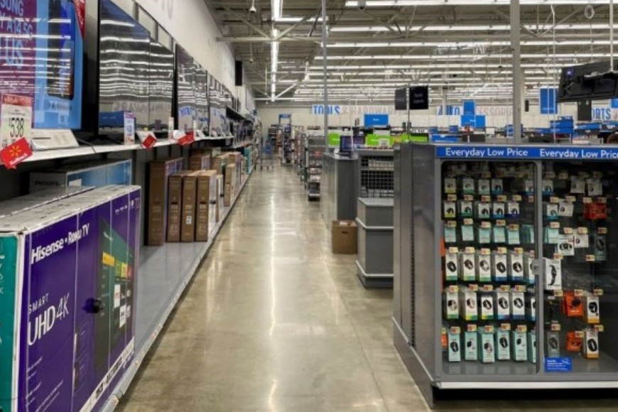 Kroger, Walmart y Whole Foods Market de Amazon fueron amenazados.