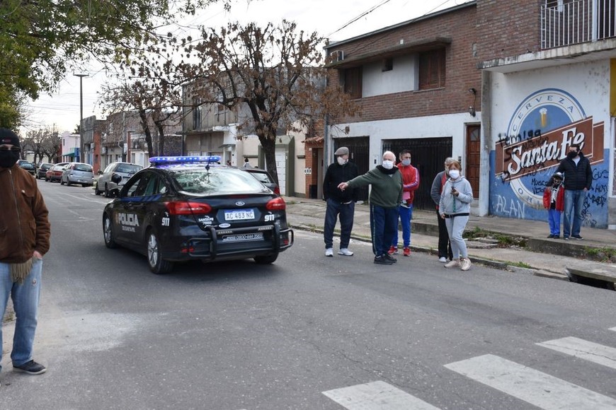 En el último tiempo los vecinos de barrio Roma ya se han manifestado para pedir mayor presencia policial en la zona. Foto: Manuel Fabatía