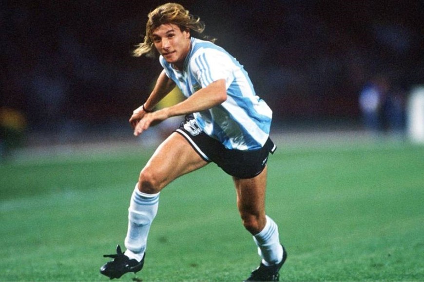 El "Pájaro" Caniggia en sus épocas de jugador de la selección nacional.