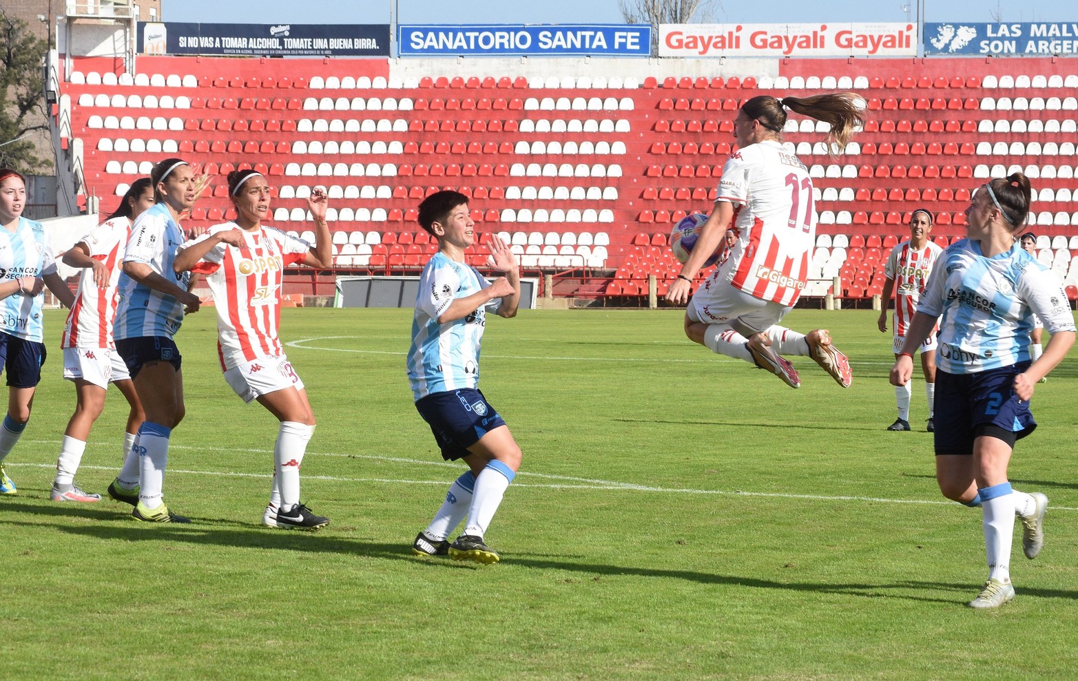 Fútbol femenino: Unión quedó eliminado del Torneo Nacional C . Atlético Rafaela le ganó por 4 a 3 por penales.. En el global habían salido empatadas en dos.