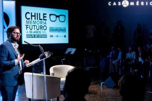El presidente chileno, Gabriel Boric, propuso este sábado en Madrid redactar  declaración para condenar el golpe de Estado