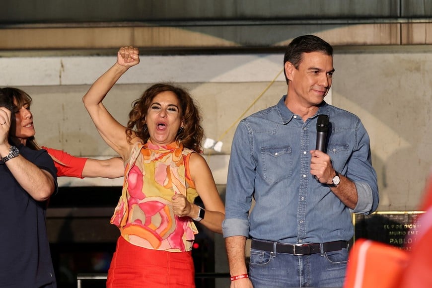 Spain's Socialist leader and Prime Minister Pedro Sanchez he addresses supporters during the general election, in Madrid, Spain, July 23, 2023. REUTERS/Nacho Doce