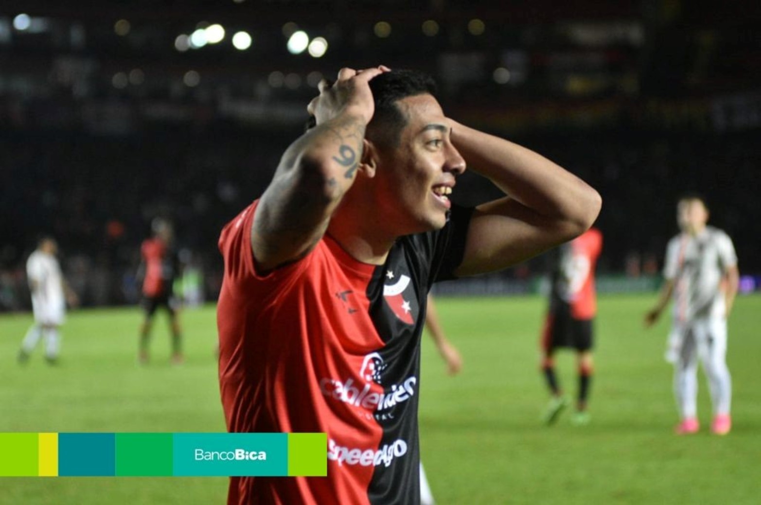 Colón perdió ante Tigre en Santa Fe.