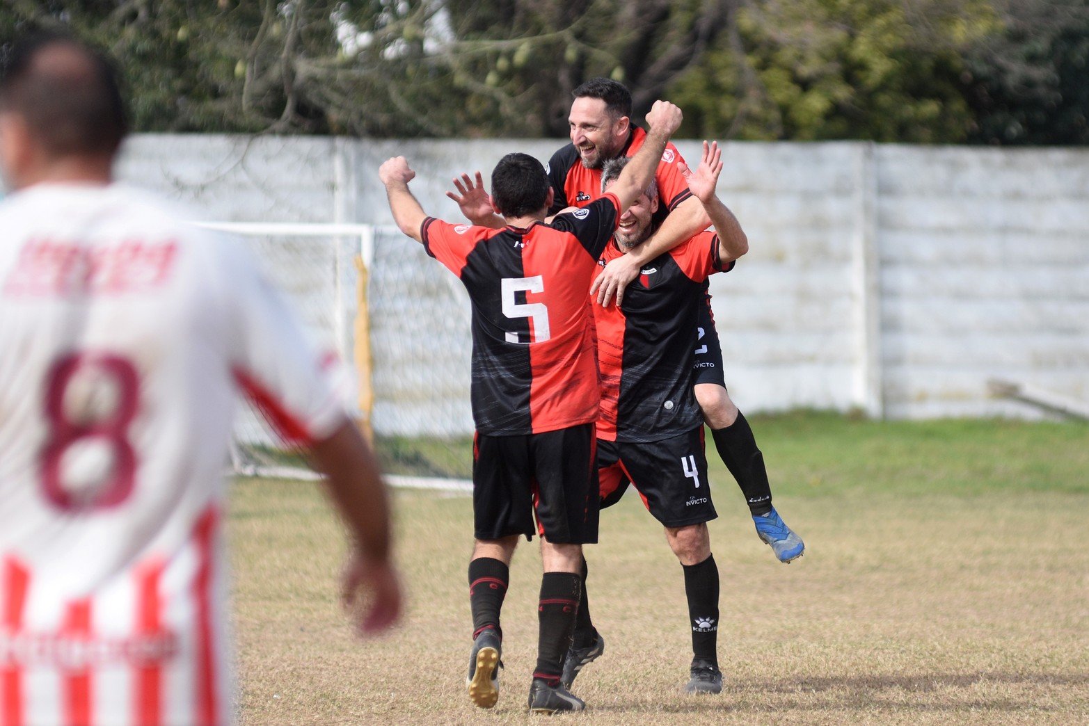 Colón se consagró campeón del torneo Apertura de la Liga Senior al vencer a Unión por 1 a 0.