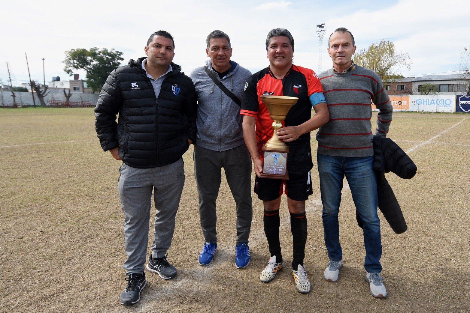 Colón se consagró campeón del torneo Apertura de la Liga Senior al vencer a Unión por 1 a 0.