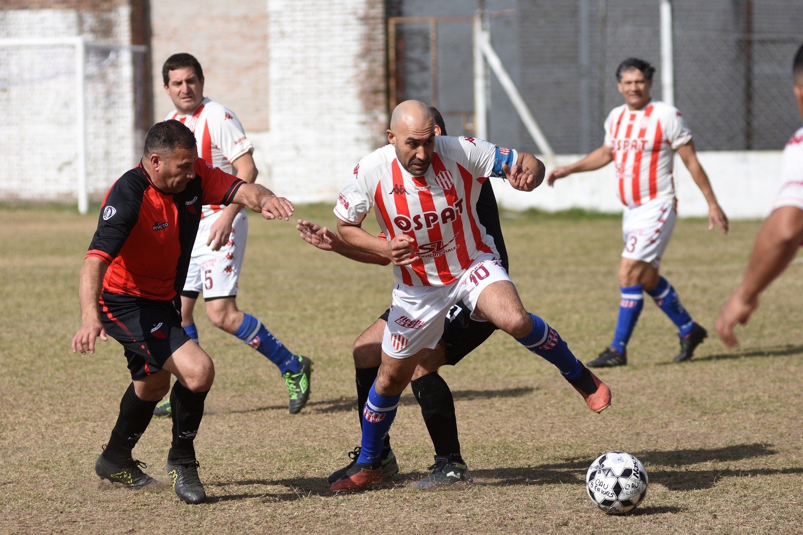 Colón se consagró campeón del torneo Apertura de la Liga Senior al vencer a Unión por 1 a 0.