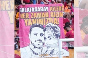 "La familia Galatasaray siempre está a tu lado"