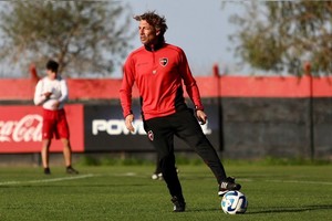 Heinze debe repensar el futuro inmediato de Newell's. Créditos: Gentileza