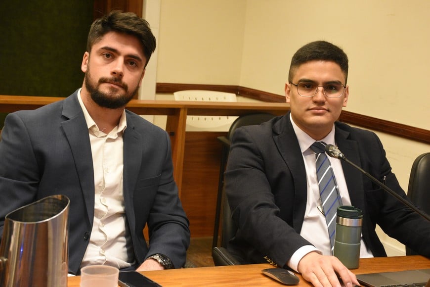 La defensa de J.F.C. estuvo a cargo de los abogados Nicolás Díaz Álvarez y Facundo Kieffer. Créditos: Luis Cetraro
