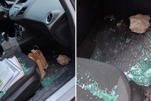 Los daños en el vehículo que fue atacado por los delincuentes. Crédito: El Litoral.