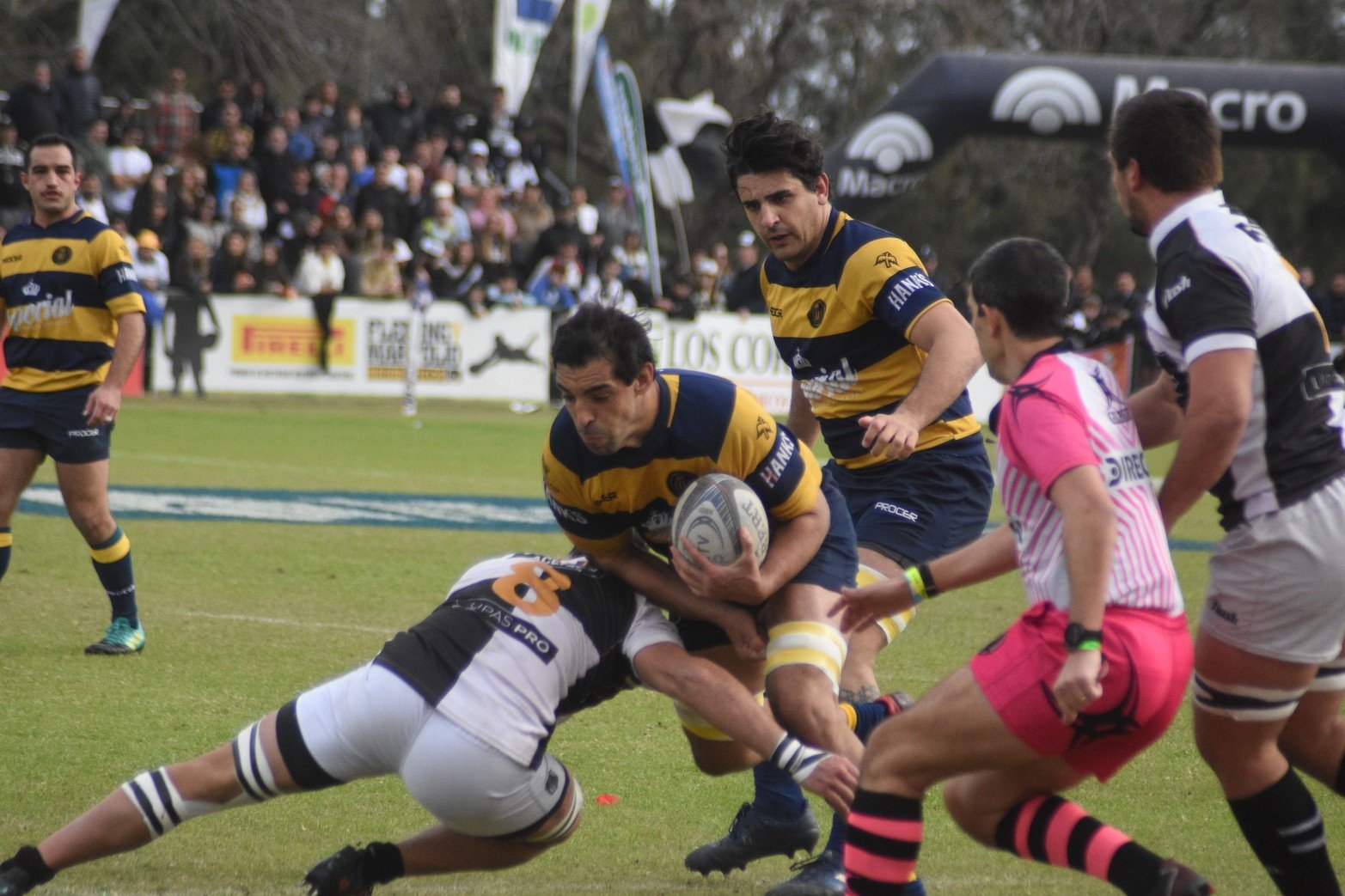 Estudiantes de Paraná se consagró campeón del Torneo Regional del Litoral de Rugby. En una final infartante disputada en cancha de Santa Fe RC, en Sauce Viejo, el CAE conquistó la gloria al derrotar 16 a 12 a Gimnasia de Rosario.