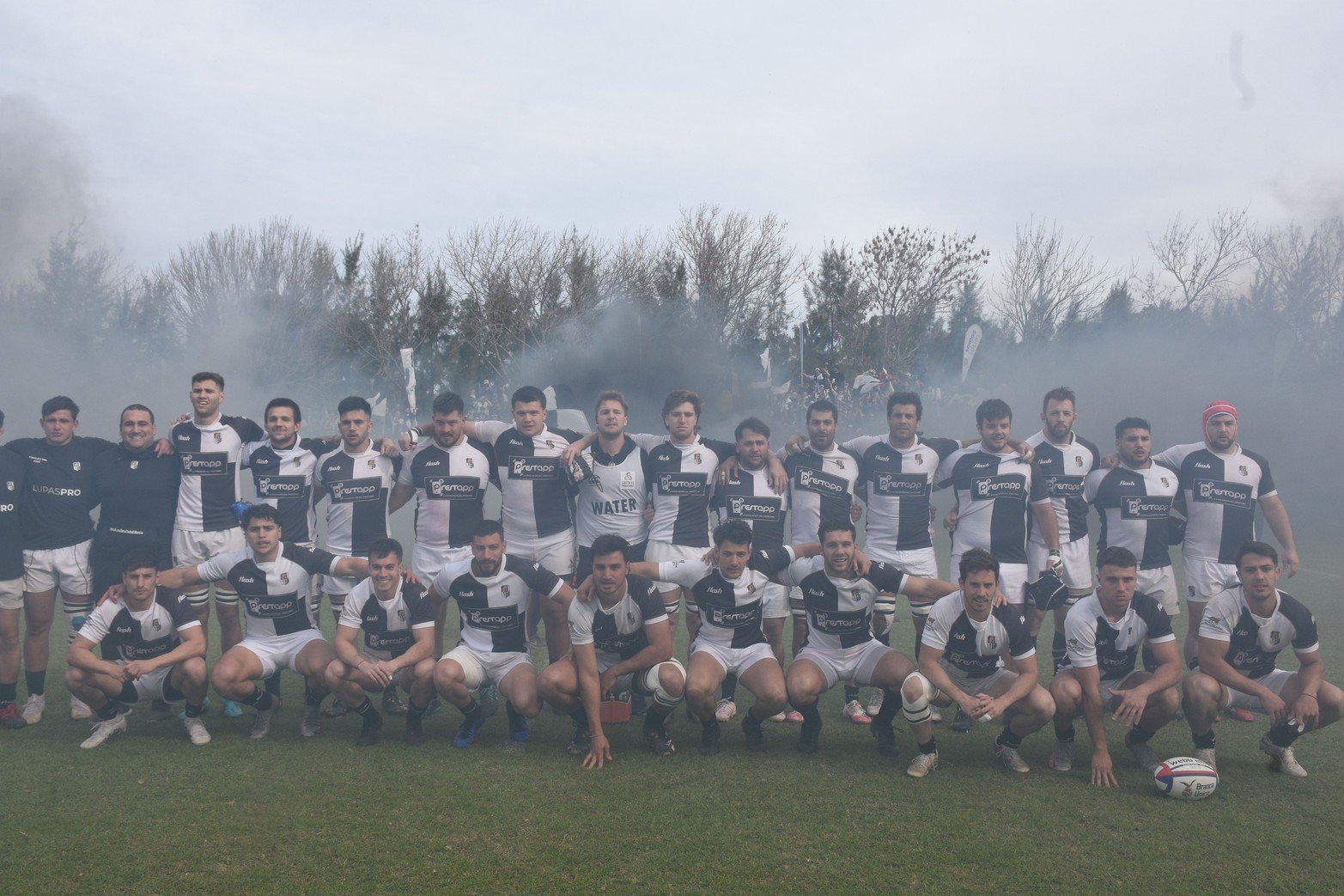 Estudiantes de Paraná se consagró campeón del Torneo Regional del Litoral de Rugby. En una final infartante disputada en cancha de Santa Fe RC, en Sauce Viejo, el CAE conquistó la gloria al derrotar 16 a 12 a Gimnasia de Rosario.