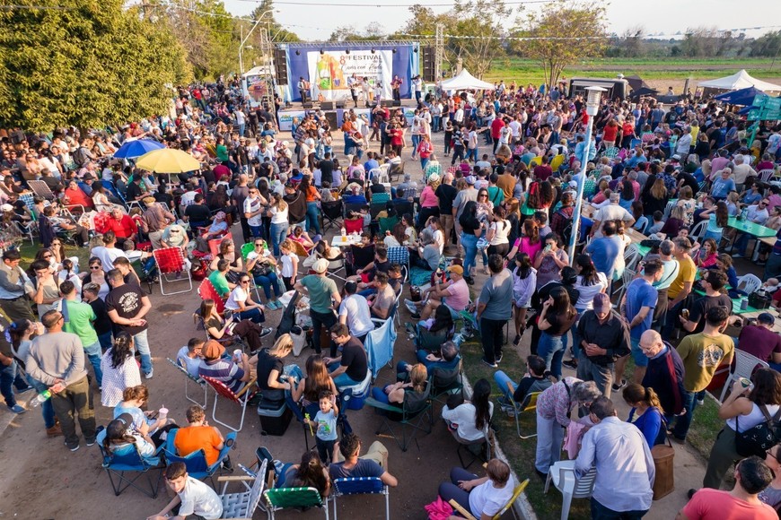 Más de 15 mil personas asistieron a la octava edición del Festival de la Caña con Ruda en Monte Vera.