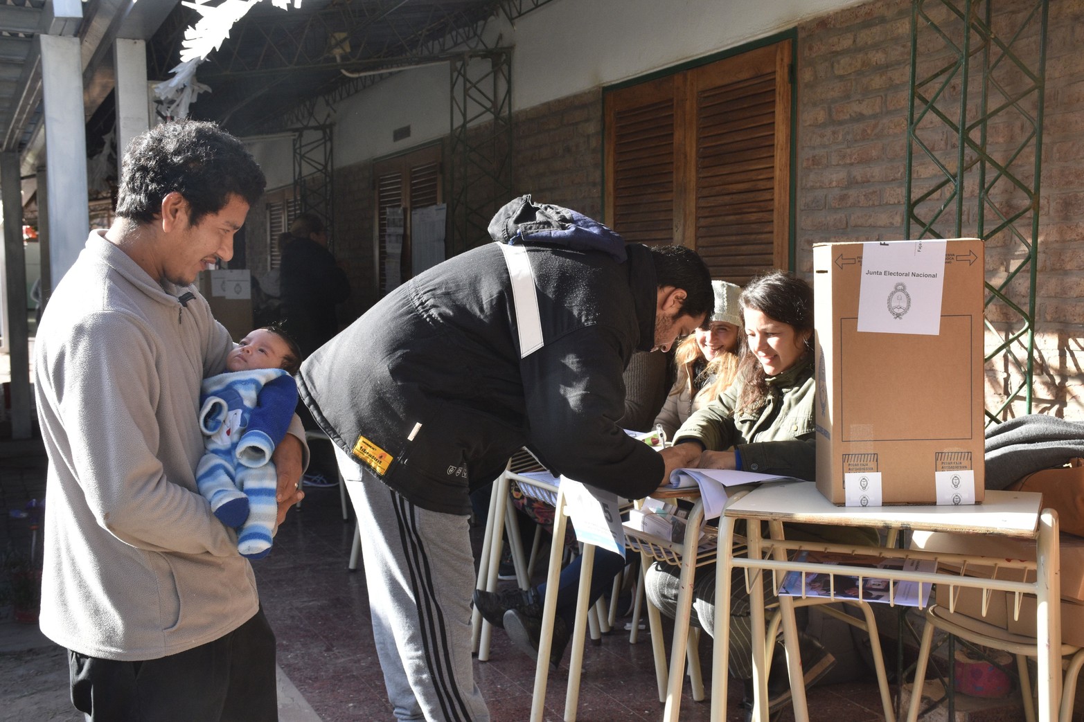 Jornada de elecciones nacionales PASO en la ciudad.