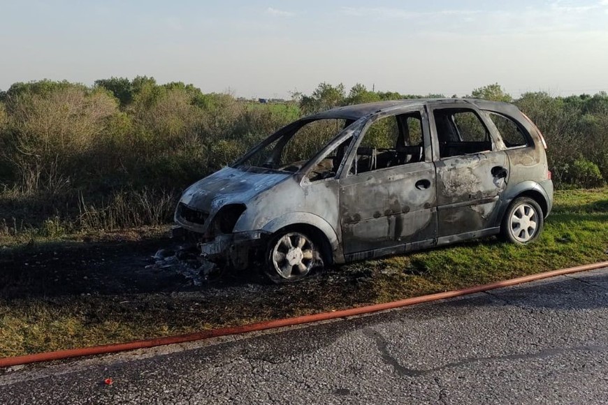 Los daños en el coche fueron importantes aunque no hubo que lamentar lesionados.