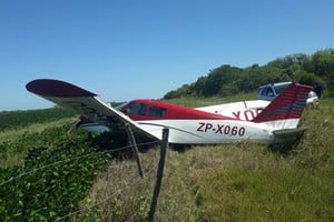 La avioneta fue encontrada en un camino rural, dentro de un campo en Naré, departamento San Justo. Crédito: Archivo El Litoral.