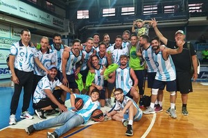 Habrá representantes santafesinos en el Mundial de Maxibásquet en categorías +40, +50 y +55.