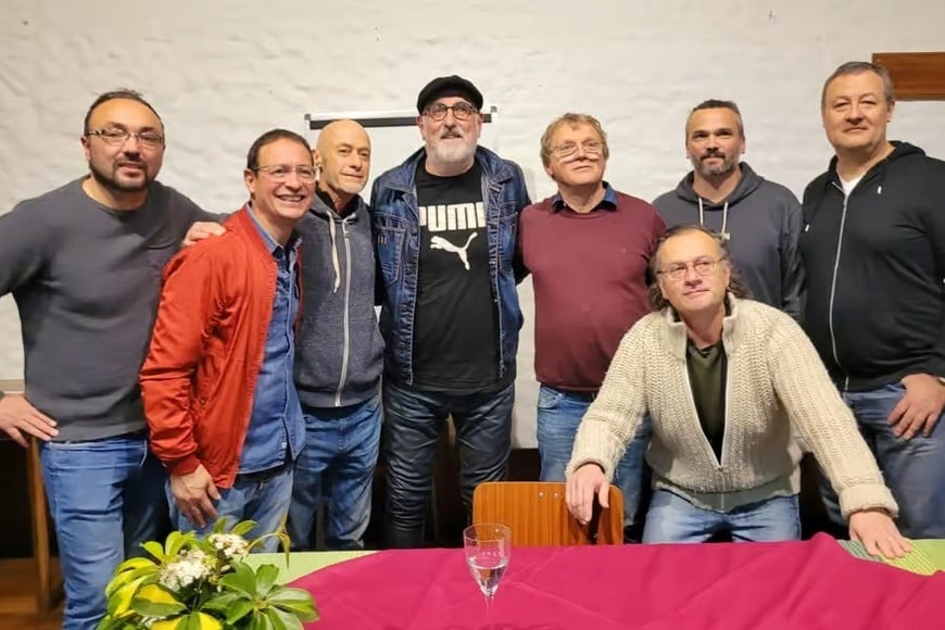 Juan José López; Santiago Córdoba; Gustavo Brandoni; el Ruso Verea; Mauro Camillato; Juan Miserere; Juan Franco y Roberto Cassane.