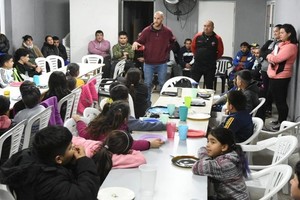 Ignacio Podio agradeció a los clubes de la ciudad por permitirles a las escuelitas participar de los diferentes torneos infantiles. "Para ellos es una experiencia increíble por todo lo vivido y porque pueden competir con otros chicos y chicas".