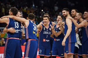 Basketball - FIBA World Cup 2023 - Quarter-Final - Lithuania v Serbia - Mall of Asia Arena, Manila, Philippines - September 5, 2023
Serbia's Bogdan Bogdanovic celebrates with teammates after winning the match REUTERS/Lisa Marie David