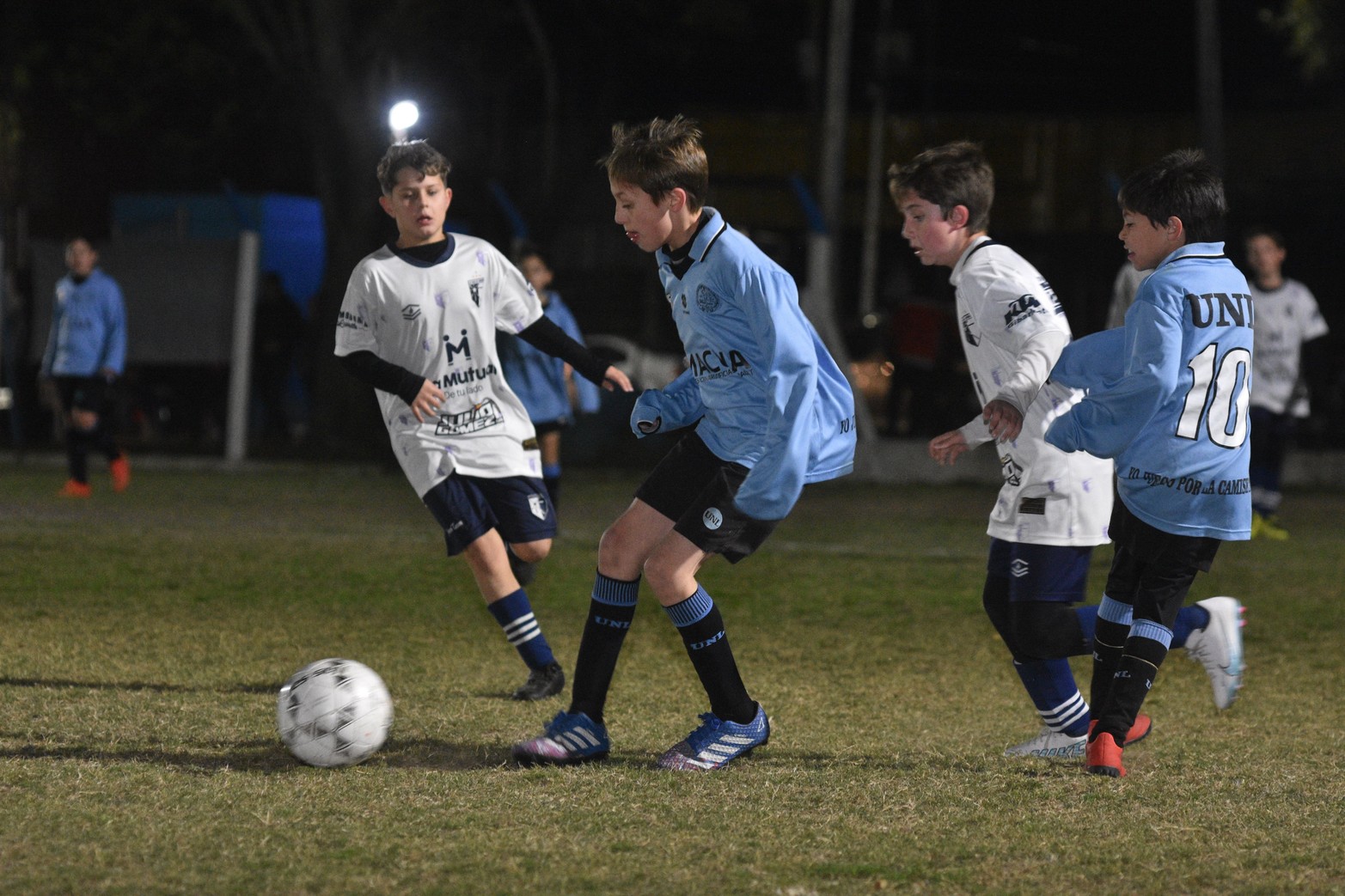 El Lagunerito no es solo un torneo de fútbol; es una celebración de los niños, la camaradería y la pasión por el juego se destacan todo el tiempo.