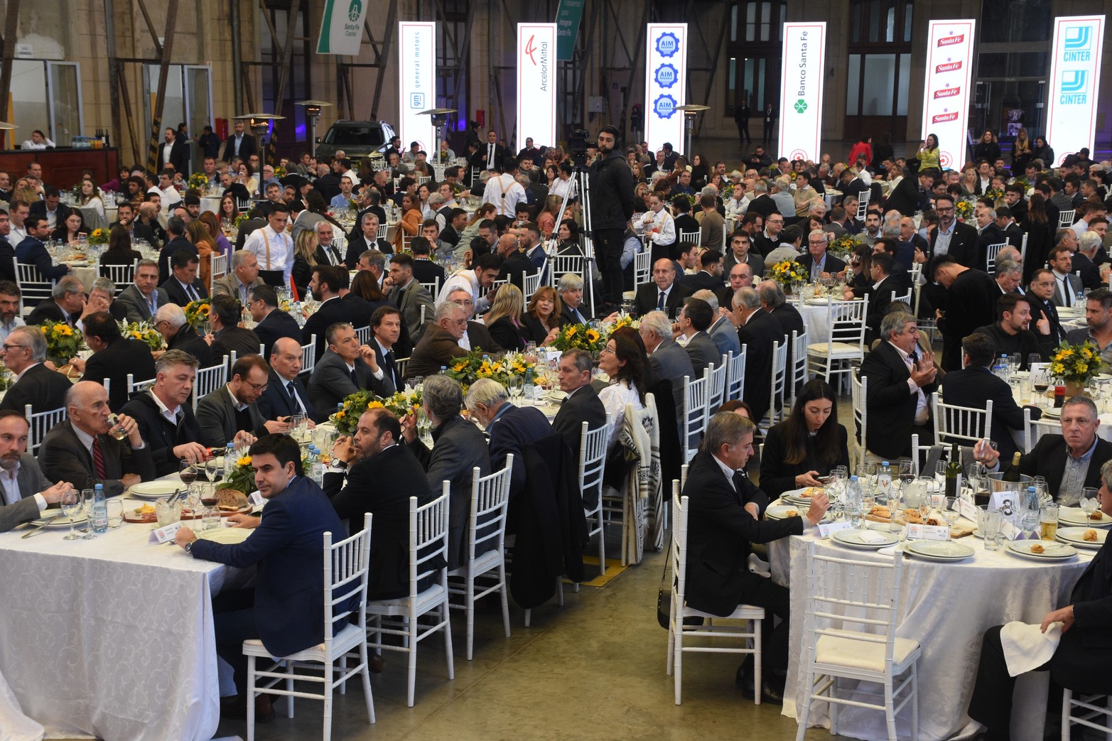 Este evento anual se ha convertido en un símbolo de la colaboración y el compromiso de UISFE y FISFE en pos del crecimiento y la prosperidad económica de Santa Fe y de Argentina.