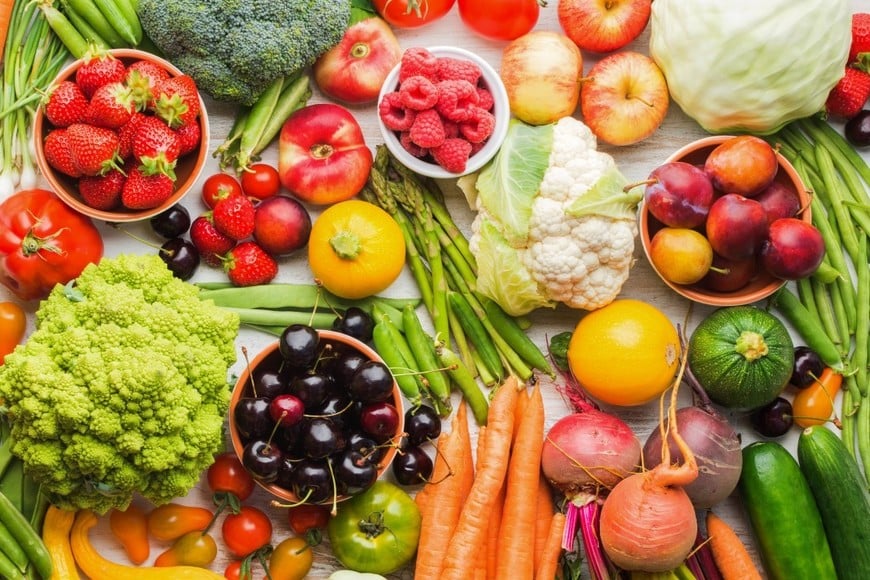 Verduras y frutas, cereales, lácteos descremados, gaseosas bajas en azúcares, algunos los productos que integran un menú saludable.